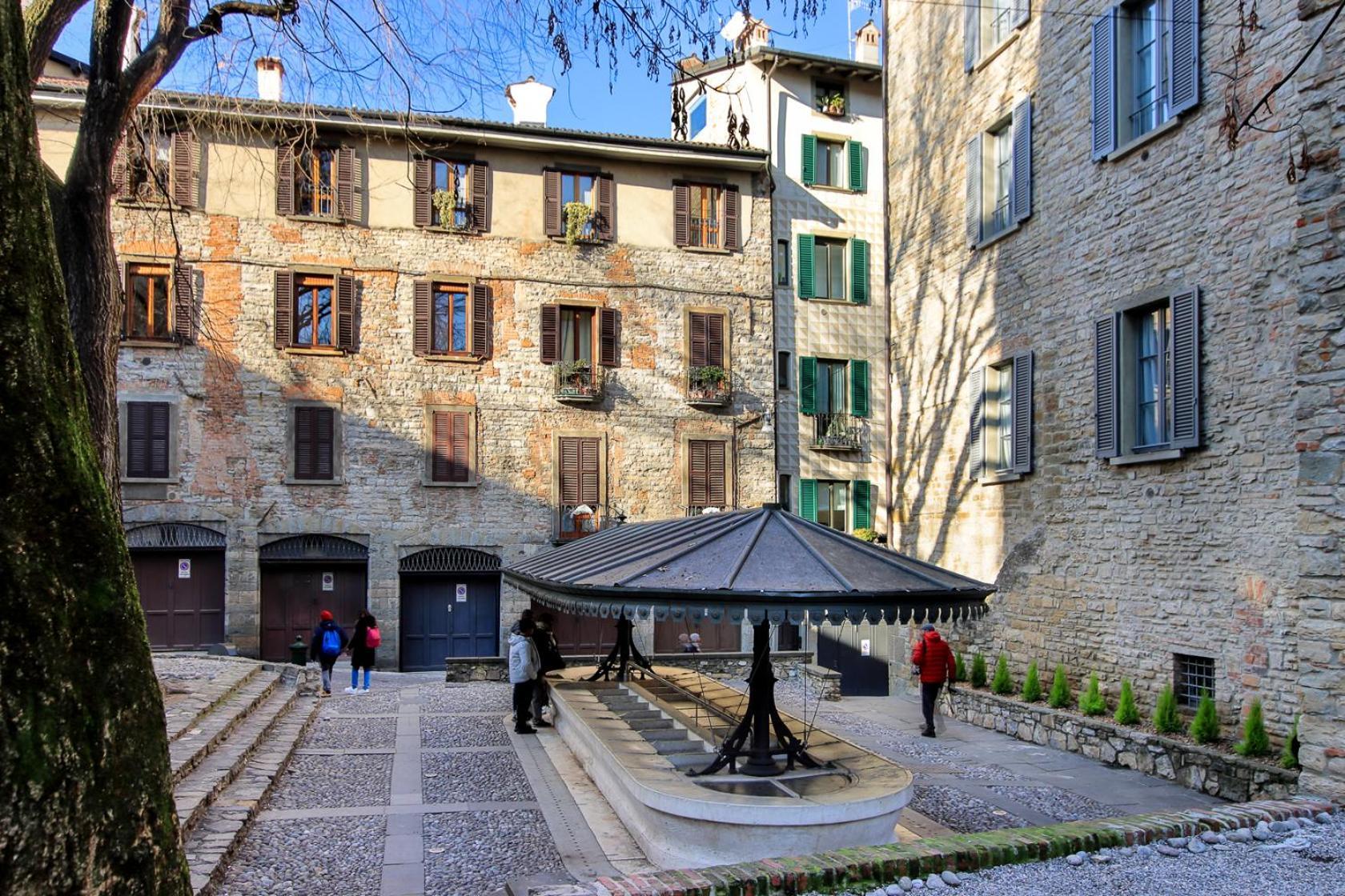 Near Funicolar Bergamo Alta Design House 1 Appartement Buitenkant foto
